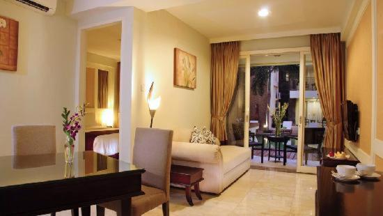 The Maja Kuta Hotel Kuta Lombok Exterior foto